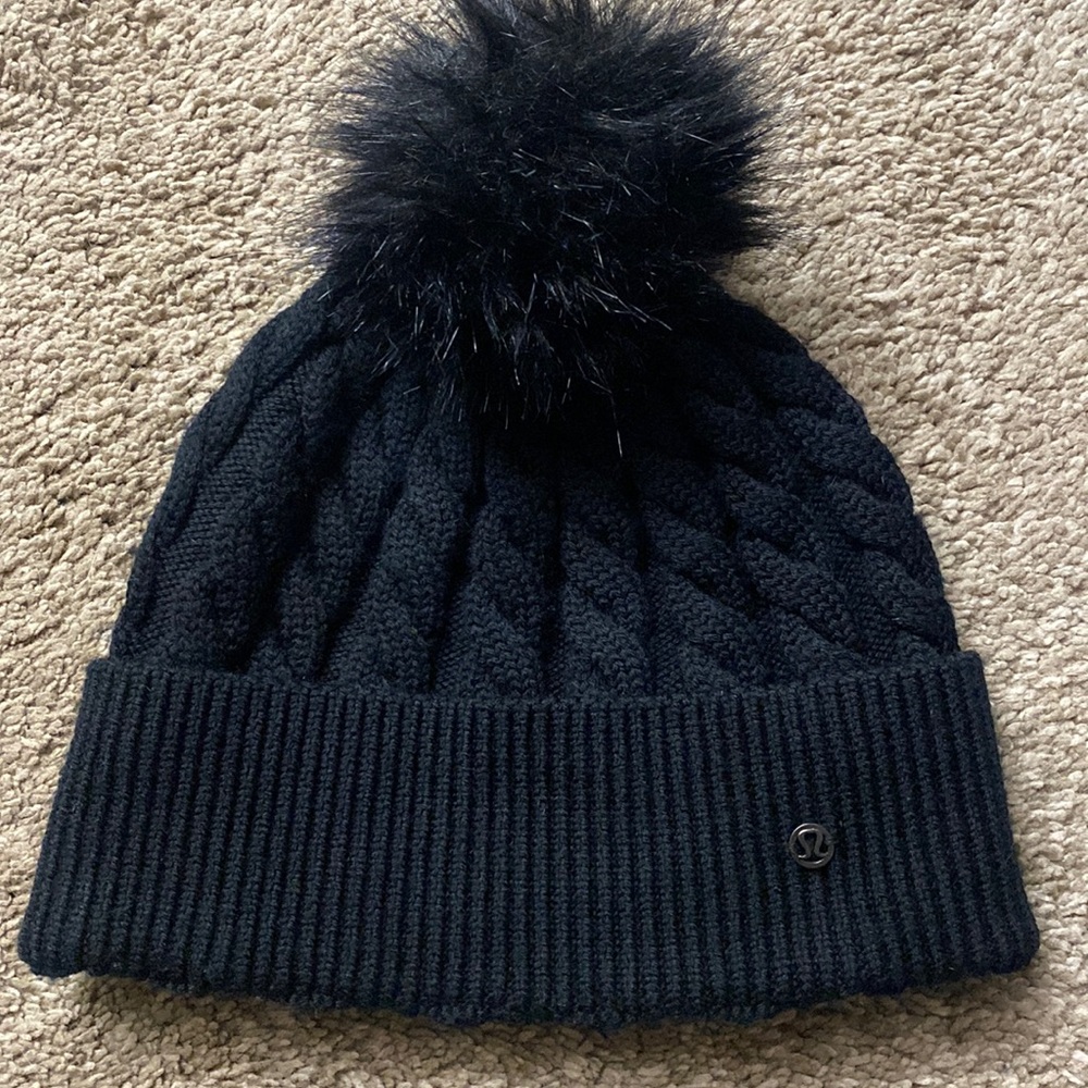 Lululemon beanie